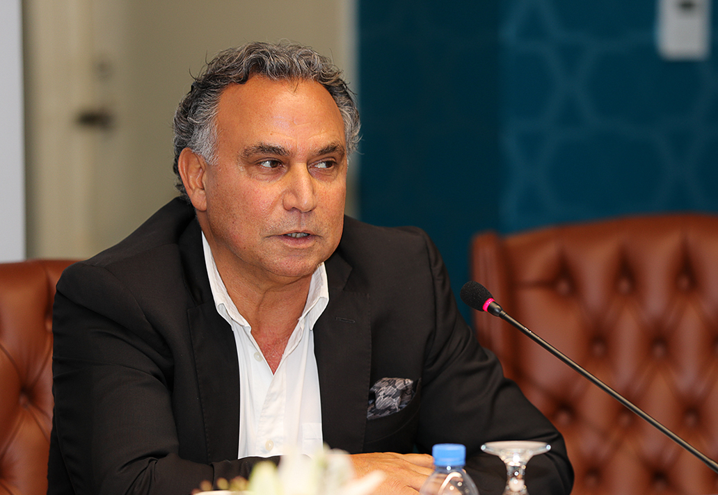 مروان بشارة: علاقات دول الخليج العربية بالولايات المتحدة الأميركية: البحث عن برادايم